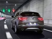 Usado Alfa Romeo Stelvio Tech Edition 280 HP (205 kW) 2018 Cinzento SUV
