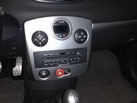 Usado Renault Clio III R.S. 197 HP (144 kW) 2006