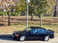 Usado Mercedes 190 118 HP (86 kW) 2000 Preto Sedan