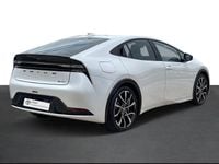 Usado Toyota Prius Luxury 223 HP (164 kW) 2025 Branco (pintura metalizada especial) Citadino