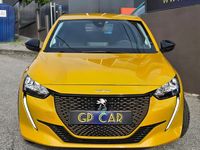 Usado Peugeot e-208 Active 100 kW (136 HP) 2023 Amarelo Citadino