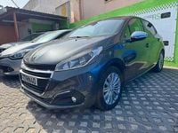 Usado Peugeot 208 82 HP (60 kW) 2016 Cinzento Citadino