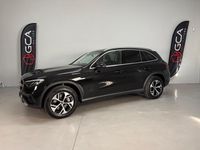 Usado Mercedes GLC300 333 HP (244 kW) 2024 Preto SUV