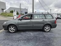 Usado Toyota Corolla 97 HP (71 kW) 2002 Cinzento Citadino