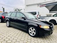 Usado Volvo V50 Momentum 115 HP (84 kW) 2010 Preto Carrinha