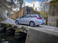 Usado Toyota Auris 90 HP (66 kW) 2013 Cinzento Citadino