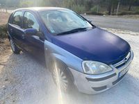 Usado Opel Corsa Cosmo 70 HP (51 kW) 2004 Sedan