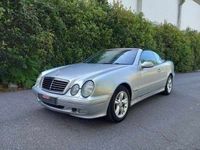Usado Mercedes CLK200 163 HP (119 kW) 2001 Cinzento Sedan