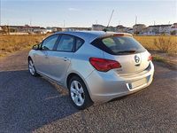 Usado Opel Astra Enjoy 100 HP (73 kW) 2010 Sedan