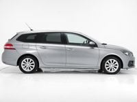 Usado Peugeot 308 SW 102 HP (75 kW) 2020 Cinzento Carrinha