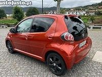 Usado Toyota Aygo 68 HP (50 kW) 2012 Outra Citadino