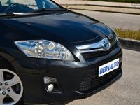 usado Toyota Auris Hybrid 