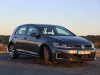 Usado VW Golf VII GTE 204 HP (150 kW) 2017 Cinzento Citadino