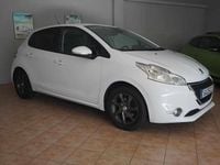 Usado Peugeot 208 68 HP (50 kW) 2014 Branco Citadino