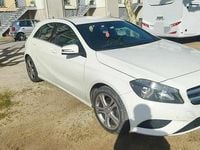 Usado Mercedes A180 109 HP (80 kW) 2015 Branco Citadino