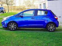 Usado Toyota Yaris Comfort 72 HP (52 kW) 2020 Azul