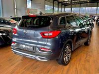 Usado Renault Kadjar Intens 115 HP (84 kW) 2021 Cinza antracite SUV