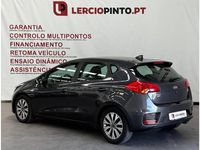Usado Kia Ceed Turbo 100 HP (73 kW) 2018 Cinza Citadino