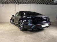 Usado Porsche Taycan 419 kW (571 HP) 2023 Preto Carrinha