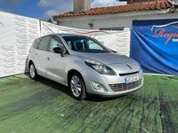 Usado Renault Grand Scénic III Dynamique 110 HP (80 kW) 2011 Cinzento Monovolume