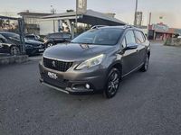 Usado Peugeot 2008 Style 100 HP (73 kW) 2016 Cinza escuro SUV