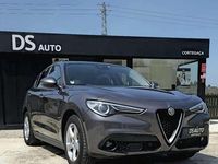 Usado Alfa Romeo Stelvio 180 HP (132 kW) 2018 Cinzento SUV