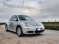 Usado VW Beetle 90 HP (66 kW) 2008 Cinzento Citadino