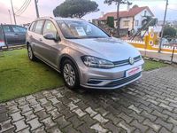 Usado VW Golf VII 115 HP (84 kW) 2019 Cinzento Carrinha