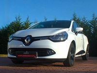 Usado Renault Clio IV 90 HP (66 kW) 2015 Branco Carrinha