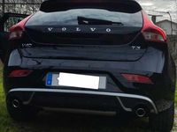Usado Volvo V40 152 HP (111 kW) 2017 Preto Citadino