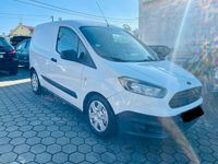 Usado Ford Courier Trend 75 HP (55 kW) 2016 Branco Monovolume