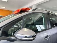 Usado Peugeot 2008 Style 82 HP (60 kW) 2018 Cinzento SUV