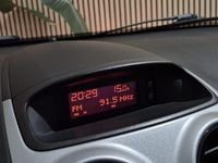 Usado Opel Corsa 85 HP (62 kW) 2011 Citadino