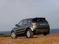 Usado Land Rover Range Rover evoque 150 HP (110 kW) 2017 Cinzento