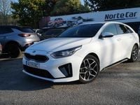 Usado Kia ProCeed 120 HP (88 kW) 2022 Branco Carrinha