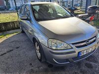 Usado Opel Corsa 75 HP (55 kW) 2004 Sedan
