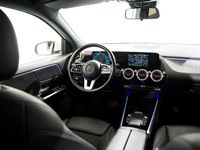 Usado Mercedes EQA250 Progressive 139 kW (190 HP) 2021 Branco SUV