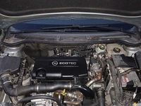 Usado Opel Astra Cosmo 125 HP (91 kW) 2011 Sedan