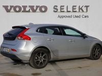 Usado Volvo V40 119 HP (87 kW) 2016 Prateado Carrinha