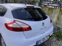 Usado Renault Mégane III 110 HP (80 kW) 2011 Branco Sedan