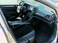 Usado Renault Mégane IV Intens 115 HP (84 kW) 2020 Cinzento (metalizado) Citadino