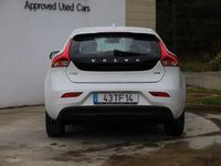 Usado Volvo V40 Kinetic 120 HP (88 kW) 2017 614  branco gelo Carrinha