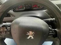 Usado Peugeot 208 82 HP (60 kW) 2013 Cinzento Citadino