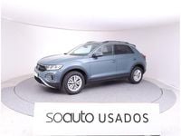 Usado VW T-Roc Life 110 HP (80 kW) 2024 Azul rei SUV