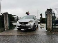 Usado Smart ForFour 90 HP (66 kW) 2016 Cinzento Citadino