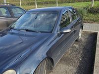 Usado Mercedes C200 122 HP (89 kW) 2003 Sedan