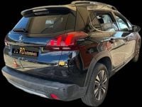 Usado Peugeot 2008 102 HP (75 kW) 2018 Preto SUV