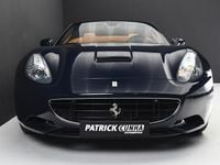 Usado Ferrari California 460 HP (338 kW) 2011 Azul Cabrios