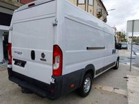 Usado Fiat Ducato 140 HP (102 kW) 2019 Branco Van