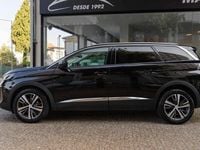 Usado Peugeot 5008 130 HP (95 kW) 2021 Preto Monovolume